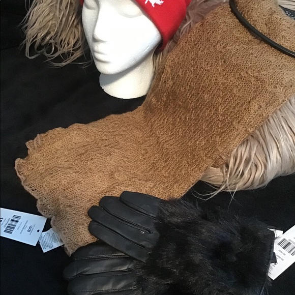 New scarf never worn - Picture 8 of 15